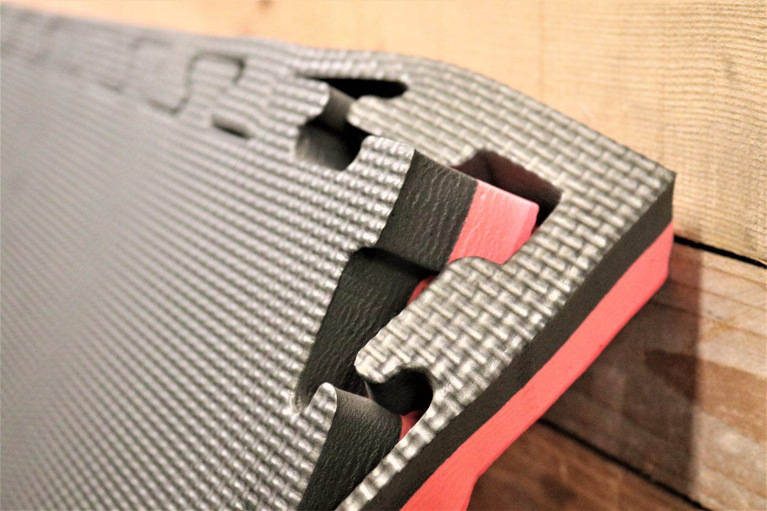 JIGSAW MATS 40mm Red/Black Medium Density EPiC Mats Jigsaw Mats